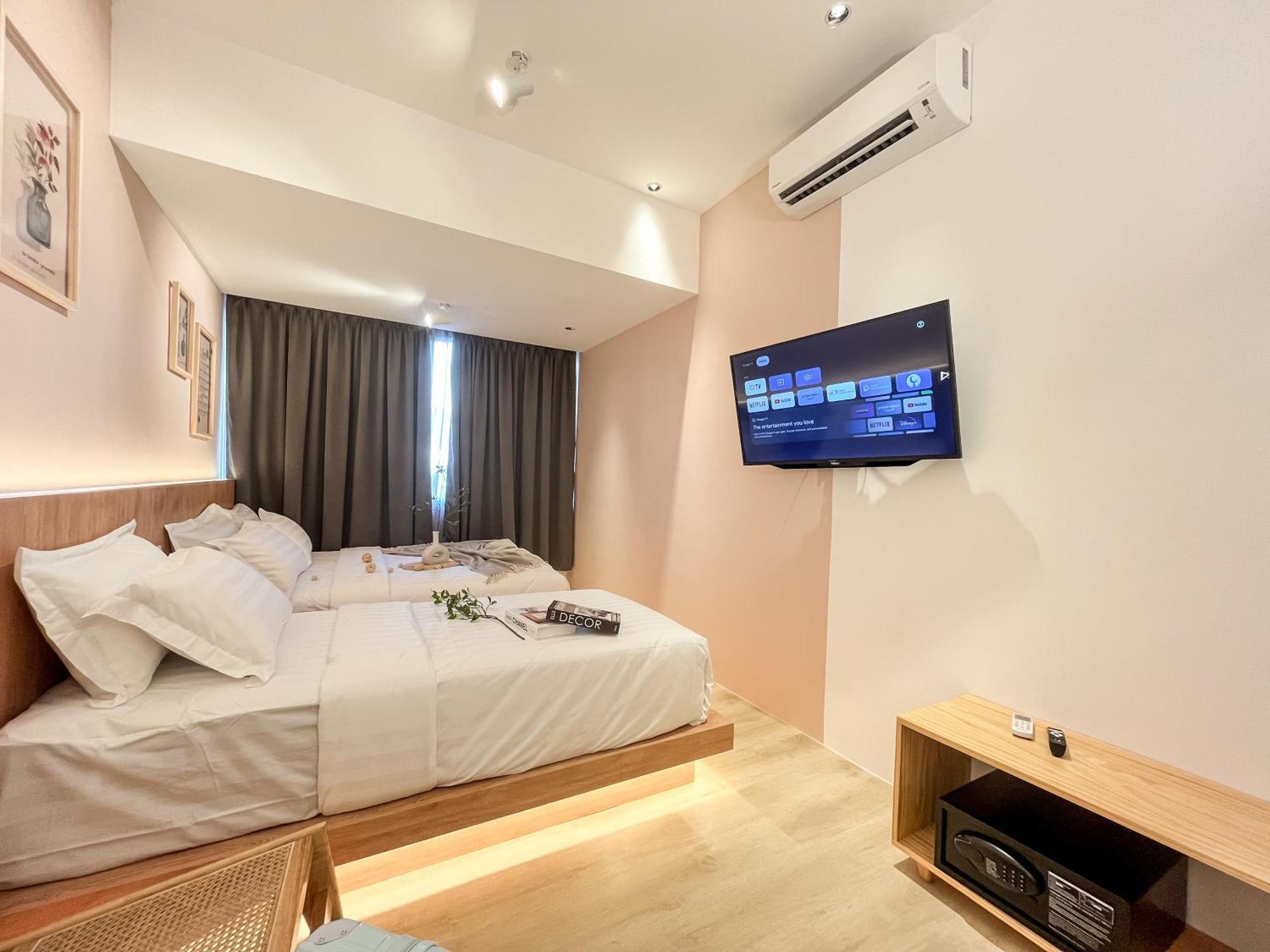 Sleep Box Penang Hotel *